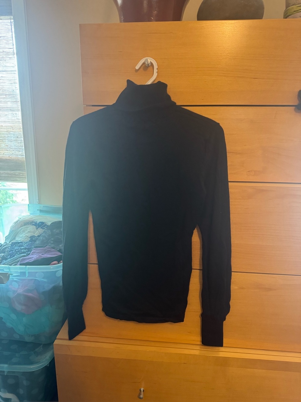 Women’s Cashmere Black Turtleneck Sweater S